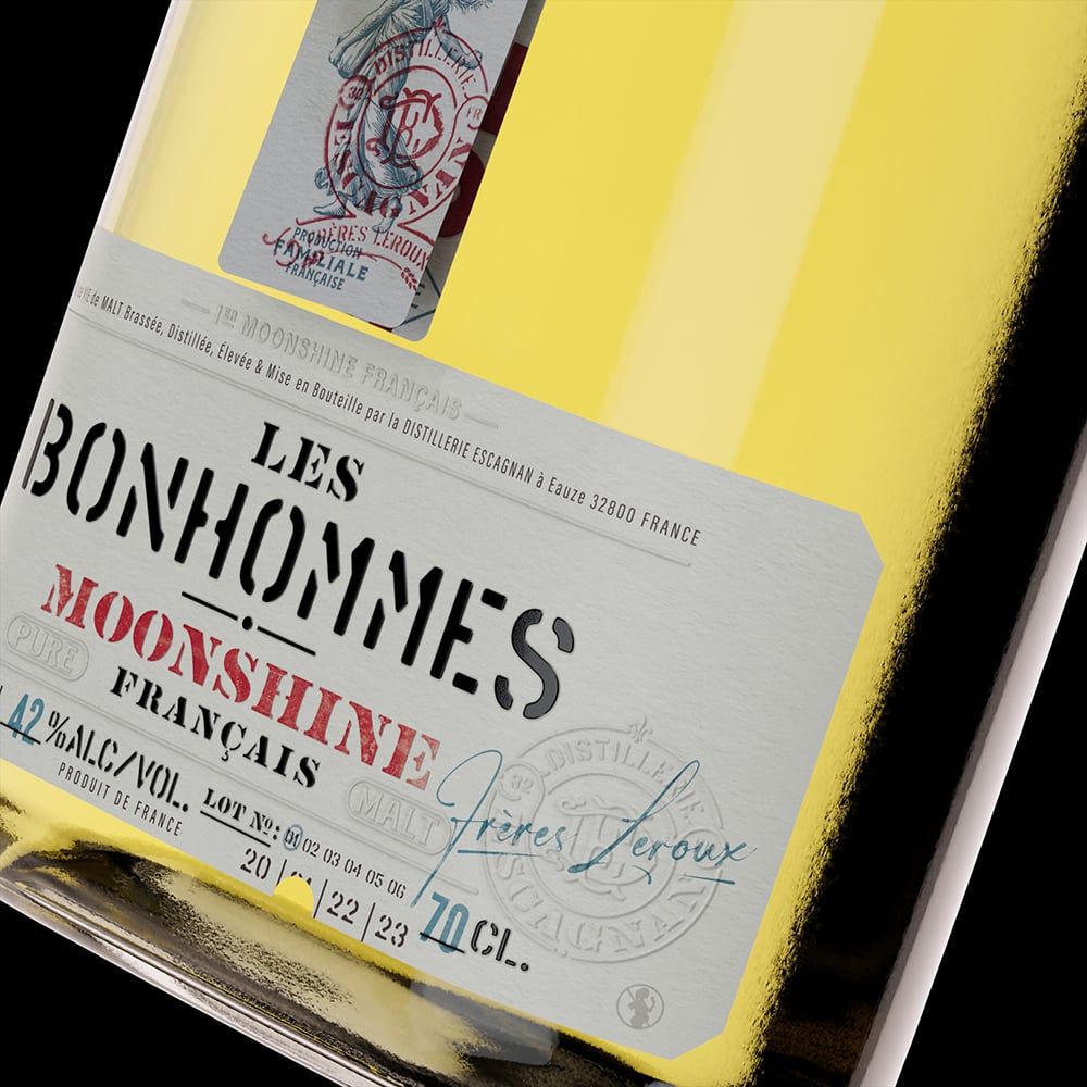 RAF_LesBonhommes_Sabrage_bottle_web.png